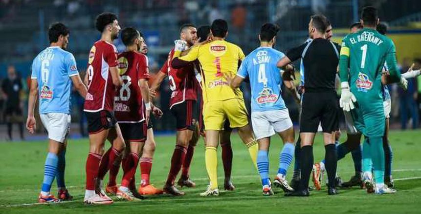 حدث فجرا في الأهلي.. طلب عاجل قبل مواجهة بيراميدز و8 غيابات عن مباراة الهلال حدث فجرا في الأهلي.. طلب عاجل قبل مواجهة بيراميدز و8 غيابات عن مباراة الهلال