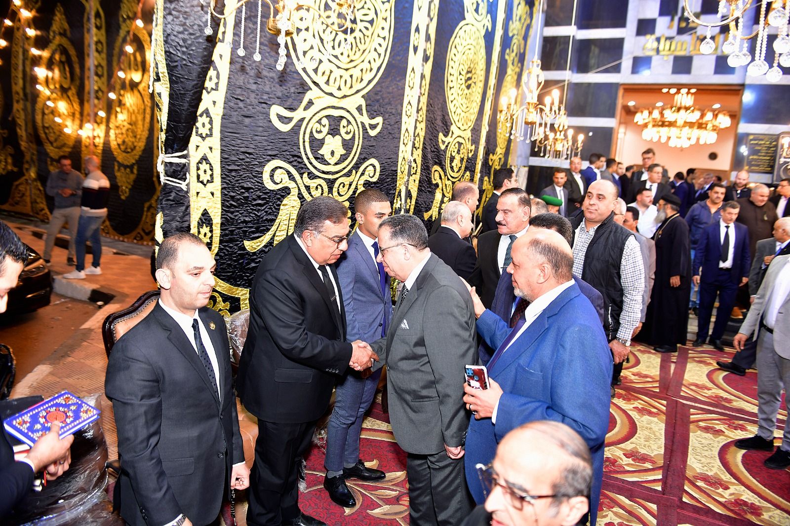 جانب من عزاء السكرتير العام لمحافظة الدقهلية (3) جانب من عزاء السكرتير العام لمحافظة الدقهلية (3)