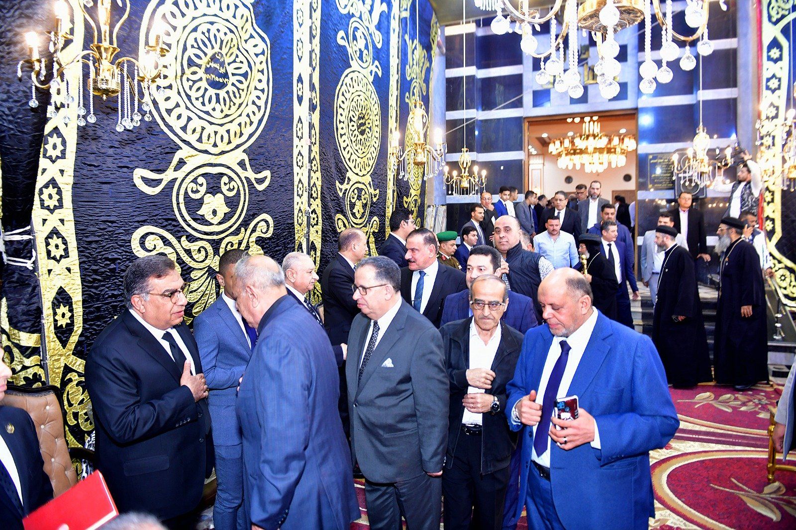 جانب من عزاء السكرتير العام لمحافظة الدقهلية (2) جانب من عزاء السكرتير العام لمحافظة الدقهلية (2)