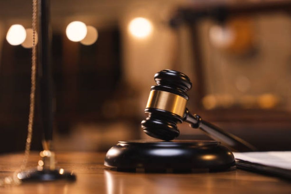إحالة محامٍ للتحقيق لنشره معلومات مضللة على وسائل الإعلام - أرشيفية