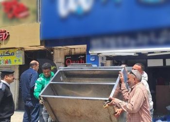 بكتيريا ضارة ومواد محظورة وراء إغلاق سلسلة مطاعم شهيرة بمصر