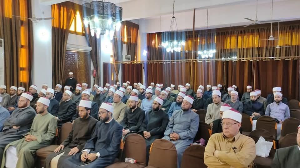 الائمة الائمة