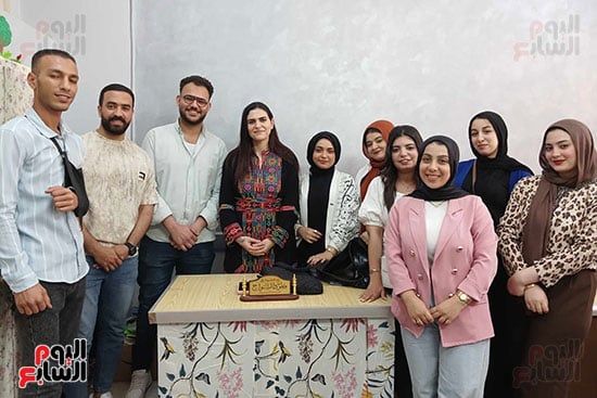 نماذج مشرفة لمشروعات تخرج طلاب صحافة الزقازيق نماذج مشرفة لمشروعات تخرج طلاب صحافة الزقازيق