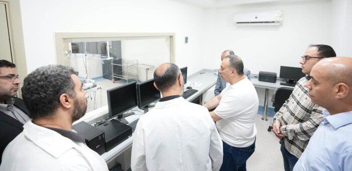 تجهيزات عالمية ورعاية متكاملة.. محافظ أسيوط يشهد التشغيل التجريبي لوحدة قسطرة القلب