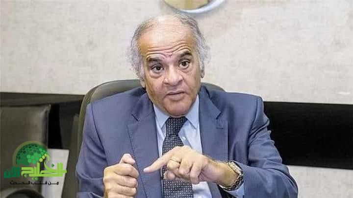 ممدوح عباس ينتقد لجنة الحكام بعد قرار مثير للجدل في مباراة الزمالك والمصري