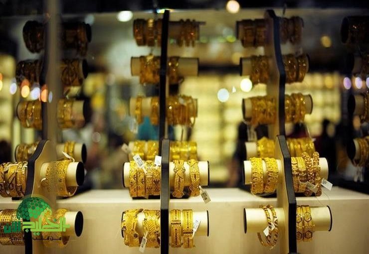 انخفاض أسعار الذهب بشكل ملحوظ وسط صعود الدولار وتطورات تجارية دولية(1)