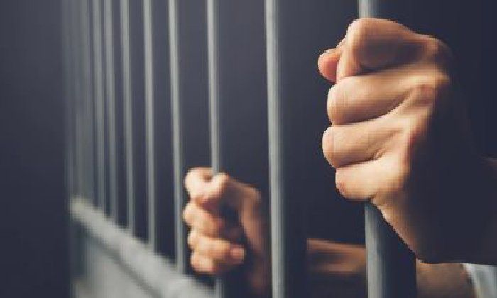 بأسلوب الخطف.. سقوط عصابة سرقة الهواتف المحمولة في مصر القديمة