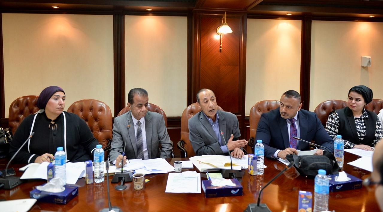 اللجنه الفنية للتصدى للشائعات (3) اللجنه الفنية للتصدى للشائعات (3)