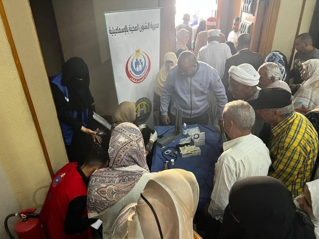 جانب من الندوة (1) جانب من الندوة (1)