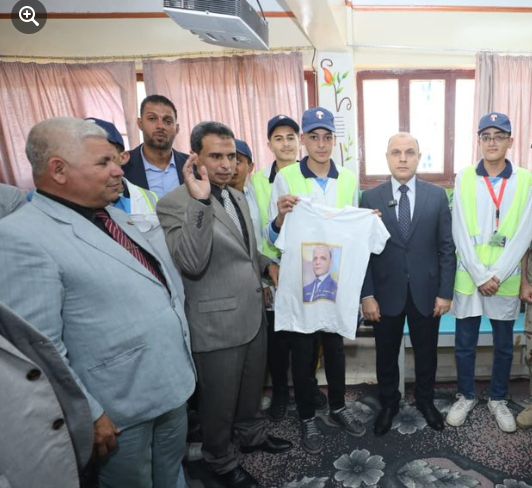 محافظ كفر الشيخ يشيد بالطلاب بالمدرسة محافظ كفر الشيخ يشيد بالطلاب بالمدرسة