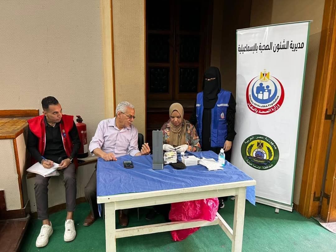 جانب من الندوة (3) جانب من الندوة (3)