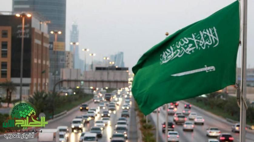 تسهيلات غير مسبوقة.. السعودية تعلن إعفاء اليمنيين من رسوم الإقامة وتسمح بالعمل بدون كفيل