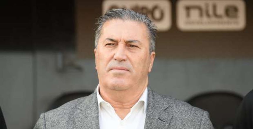 مصدر بالزمالك: مران اليوم قد يكون الأخير لبيسيرو مع الفريق مصدر بالزمالك: مران اليوم قد يكون الأخير لبيسيرو مع الفريق