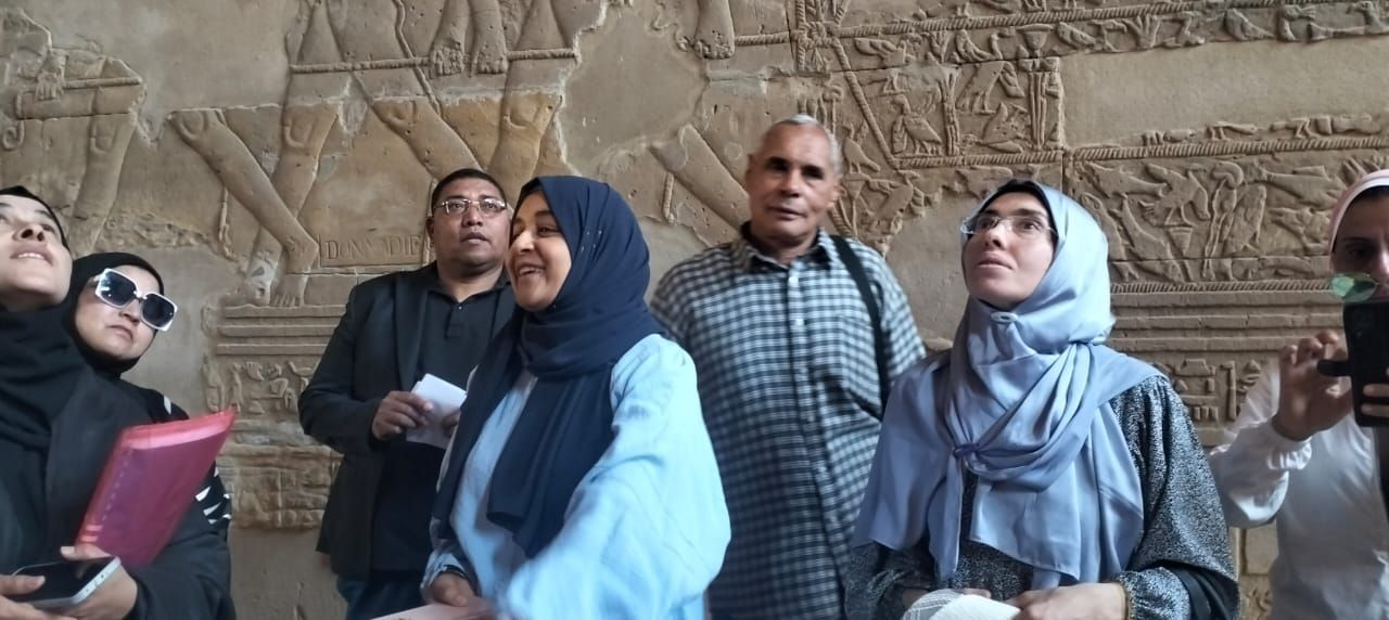 رحلة في المعالم الأثرية والدينية لتعزيز الوعى الثقافي بإسنا رحلة في المعالم الأثرية والدينية لتعزيز الوعى الثقافي بإسنا