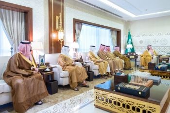نائب أمير المنطقة الشرقية يستقبل الرئيس التنفيذي للهيئة السعودية للسياحة
