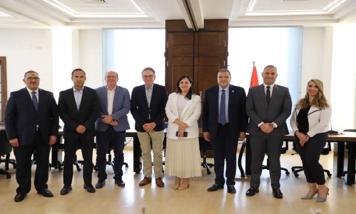 « غرفة الإسكندرية» تبحث التعاون مع منظمة PUM الهولندية لدعم الشركات الصغيرة والمتوسطة