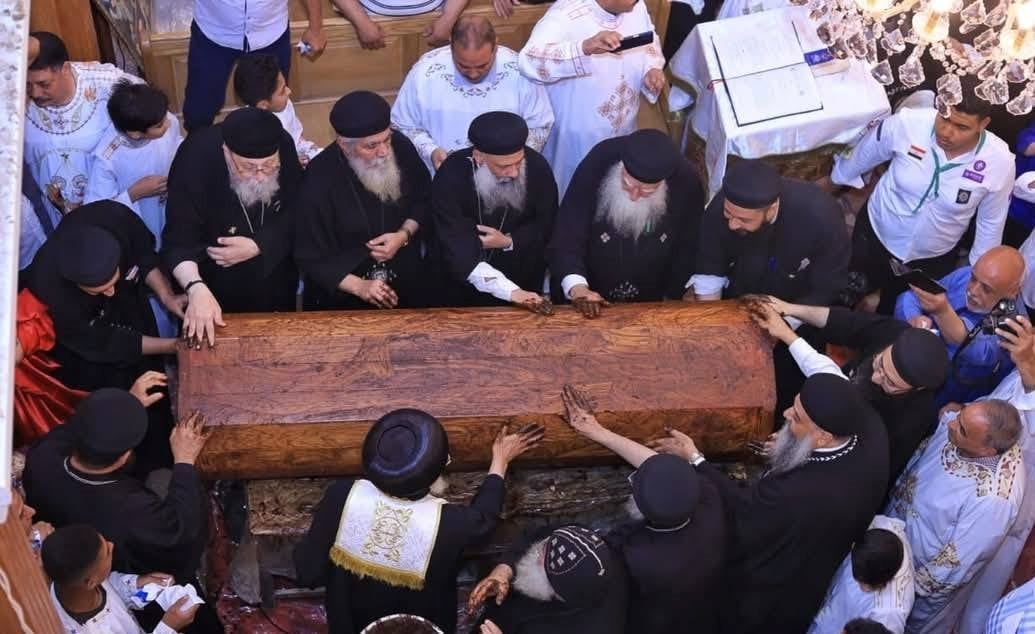 الاحتفال بعيد استشهاد الأم دولاجى وأولادها الأربعة الاحتفال بعيد استشهاد الأم دولاجى وأولادها الأربعة