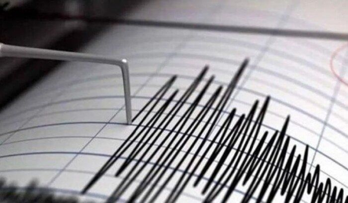اليونان تحذر من حدوث تسونامى بعد الزلزال