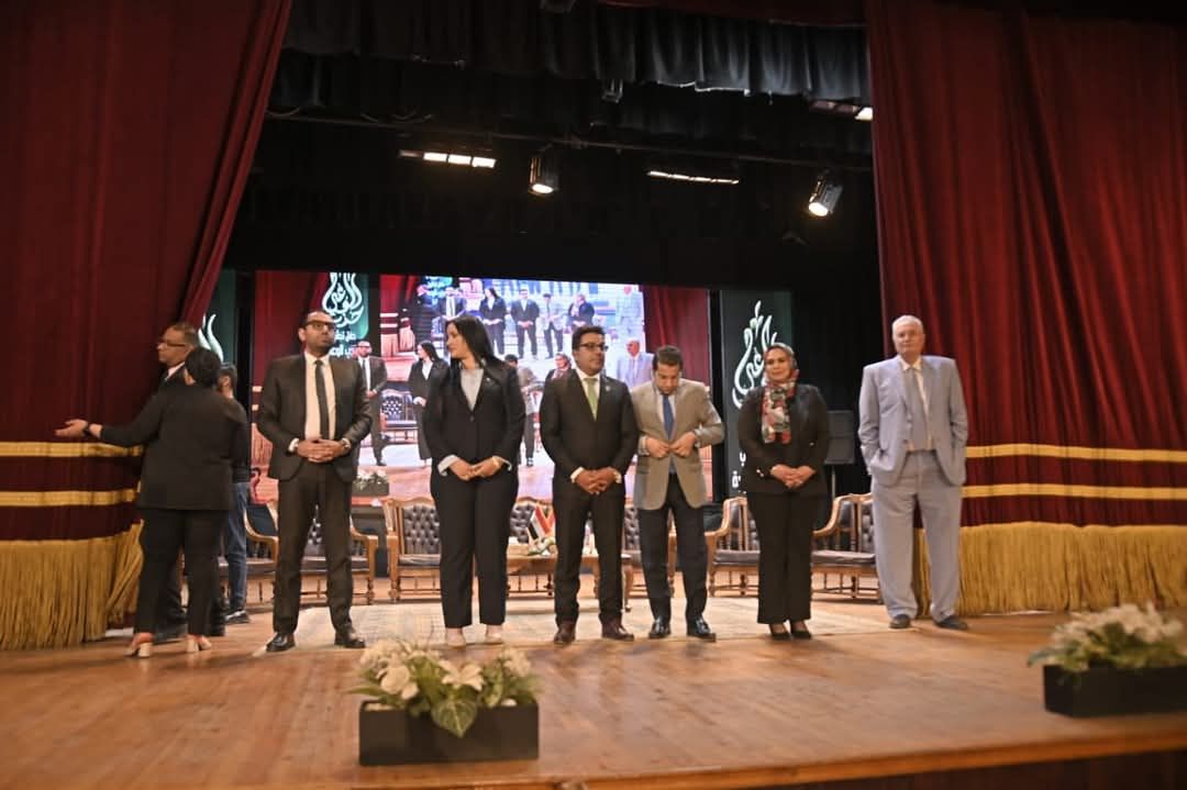 قيادات حزب الوعي خلال الاحتفالية قيادات حزب الوعي خلال الاحتفالية