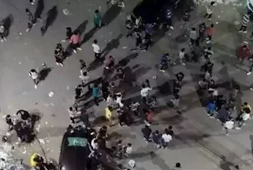 «أصيب فيها 3 أشخاص».. استمرار حبس طرفي مشاجرة بالأسلحة في المرج