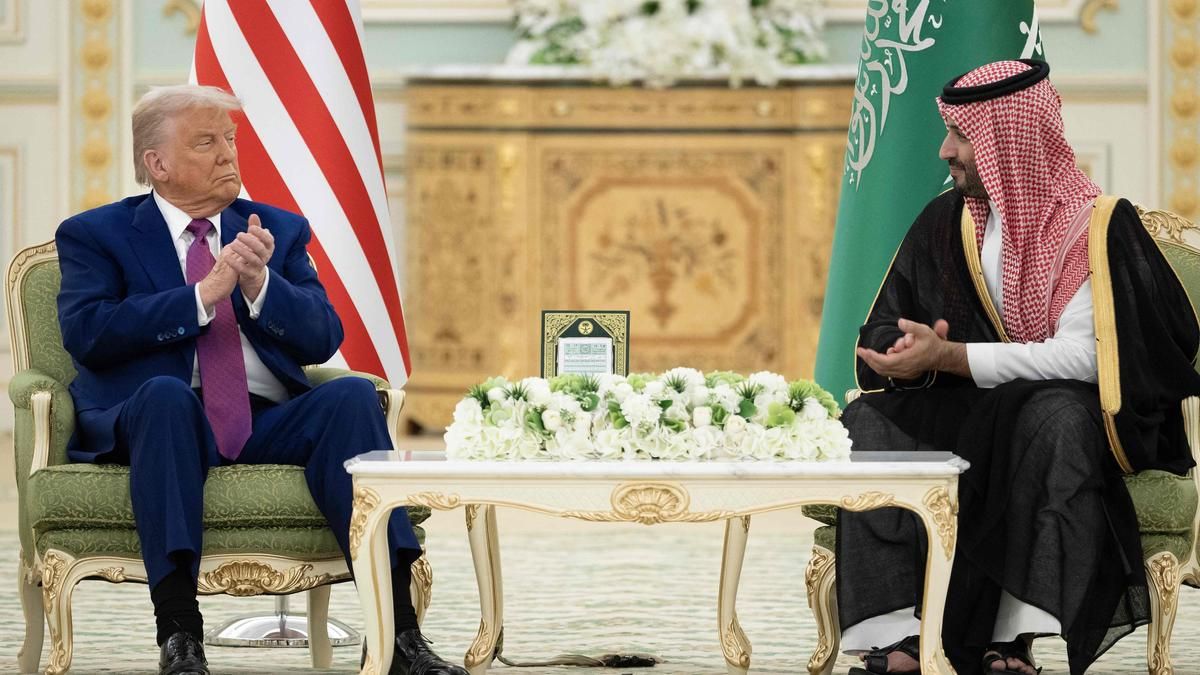 ترامب وبن سلمان في الرياض (أ ف ب).