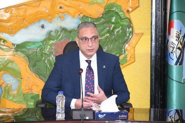 محافظ الفيوم: تنفيذ 57 مشروعاً بقطاع الطرق والنقل والمواصلات ضمن الخطة الاستثمارية للمحافظة