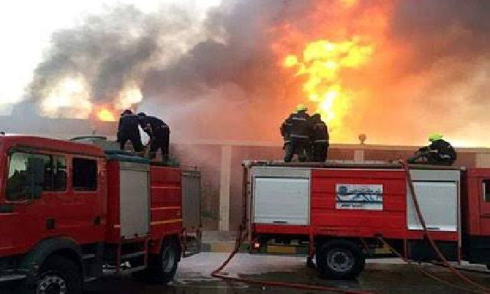 السيطرة على حريق بمصنع مستلزمات طبية بمدينة الفيوم الجديدة دون إصابات