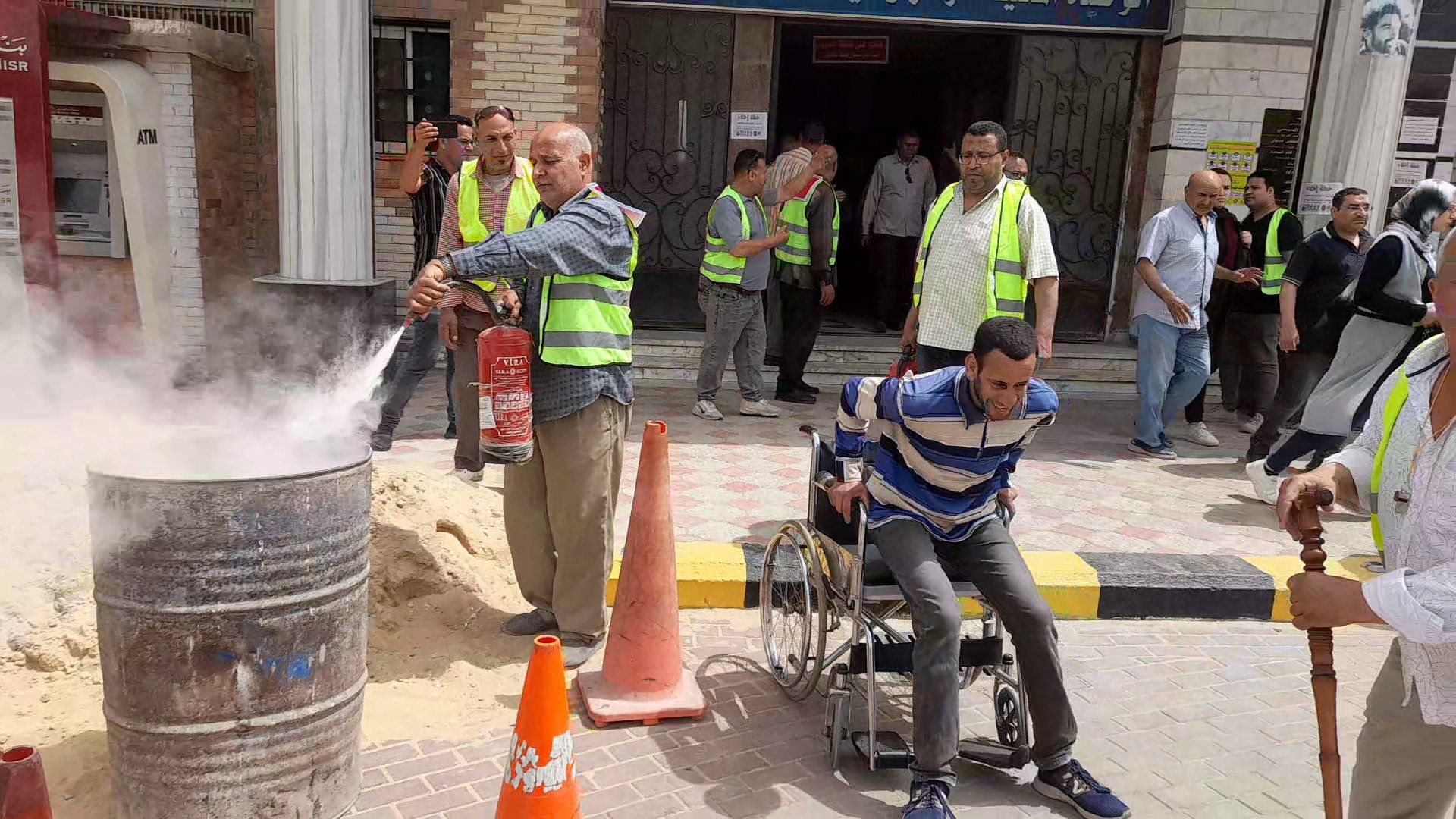 اخماد حريق اخماد حريق