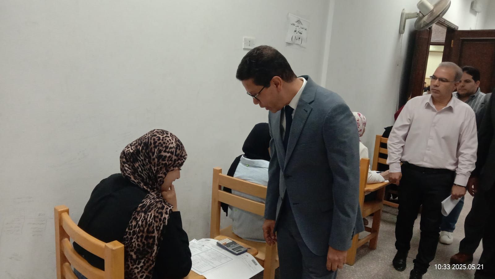 خلال تفقد الامتحانات خلال تفقد الامتحانات
