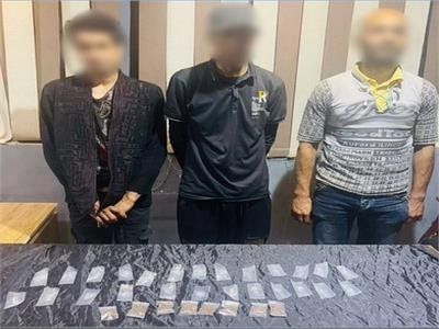 كشف ملابسات فيديو متداول حول تعاطي شخصين المخدرات داخل أتوبيس بالقليوبية