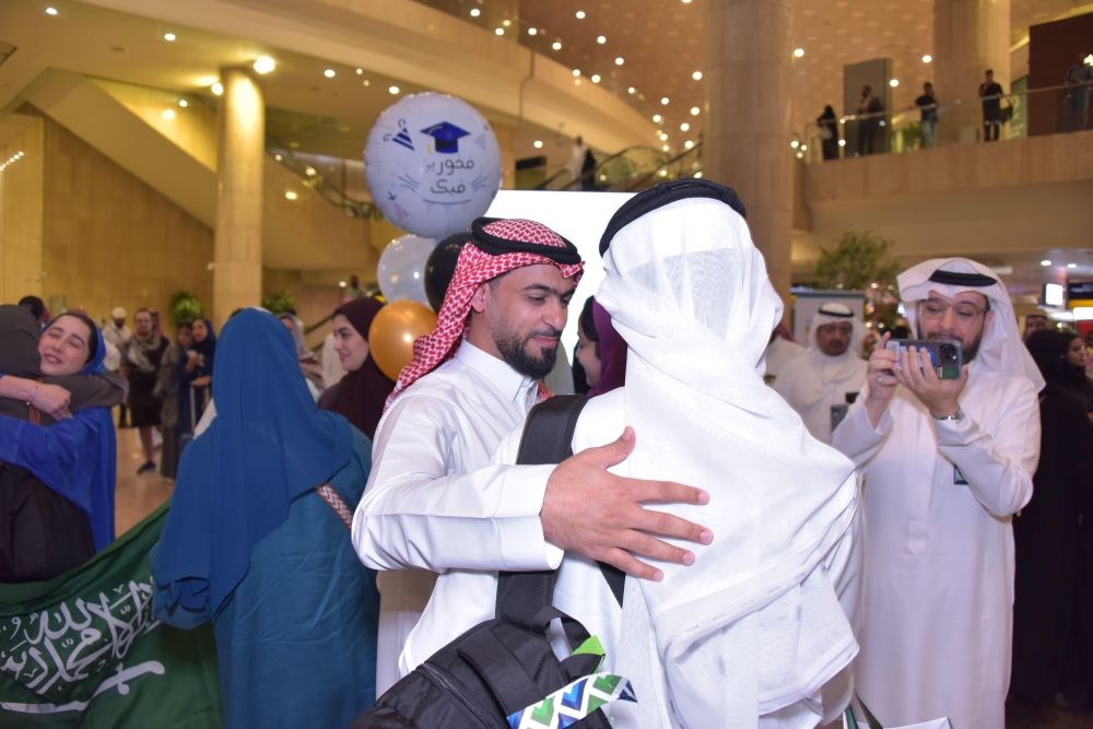 الفائزون بـ