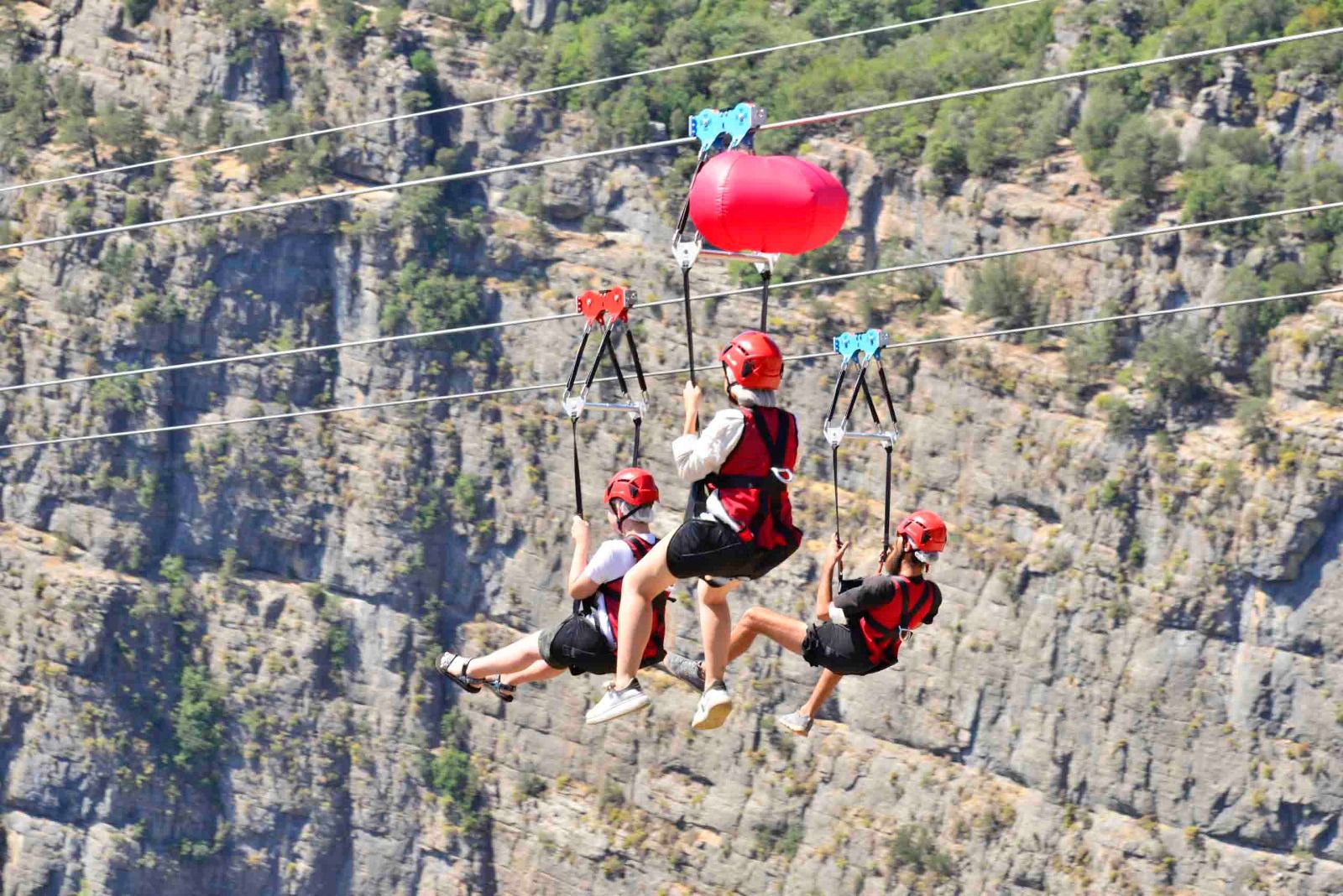 لعبة الـZip Line.