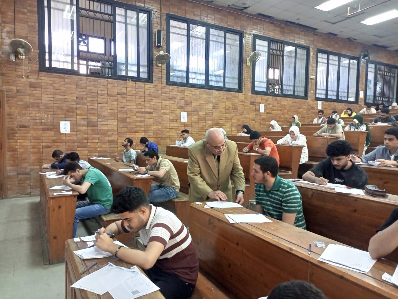 جولة امتحانانت جامعة دمنهور (4) جولة امتحانانت جامعة دمنهور (4)