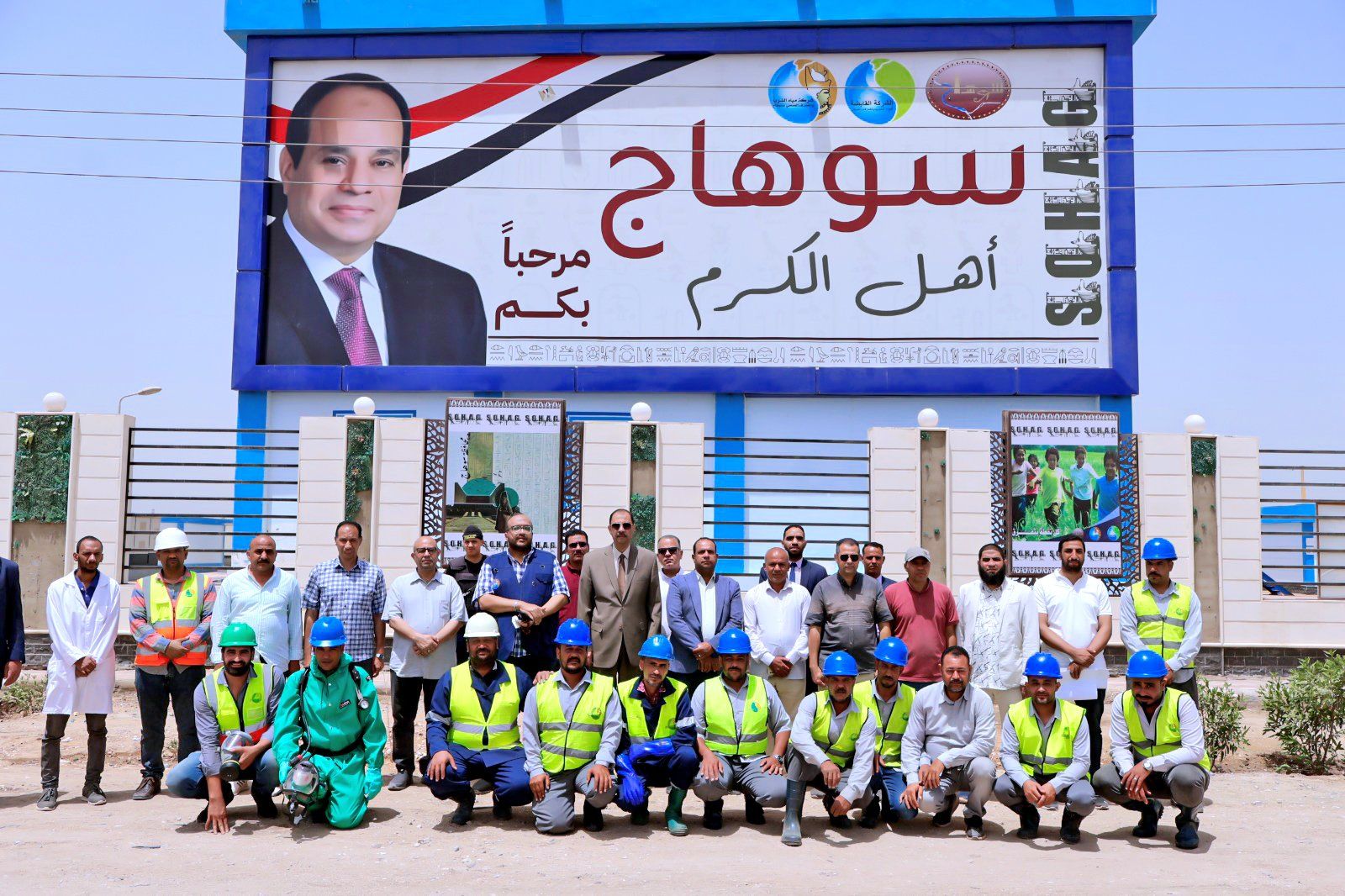 المحافظ يتفقد محطة مياه الأحايوة بأخميم (3)