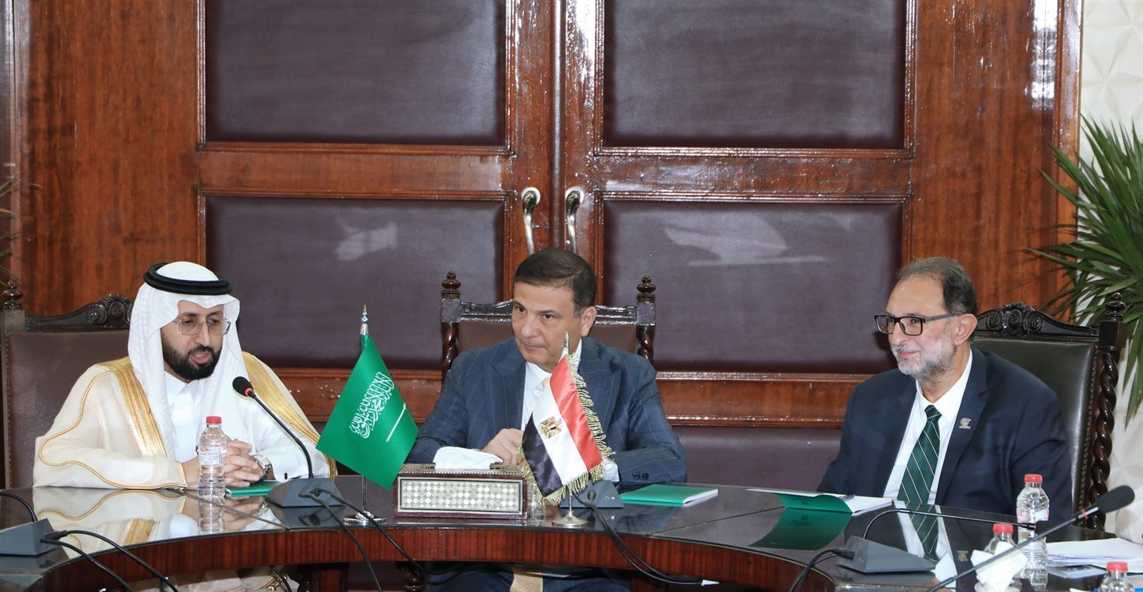 ef8e5d2019.jpg