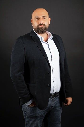 عمرو عارف عمرو عارف
