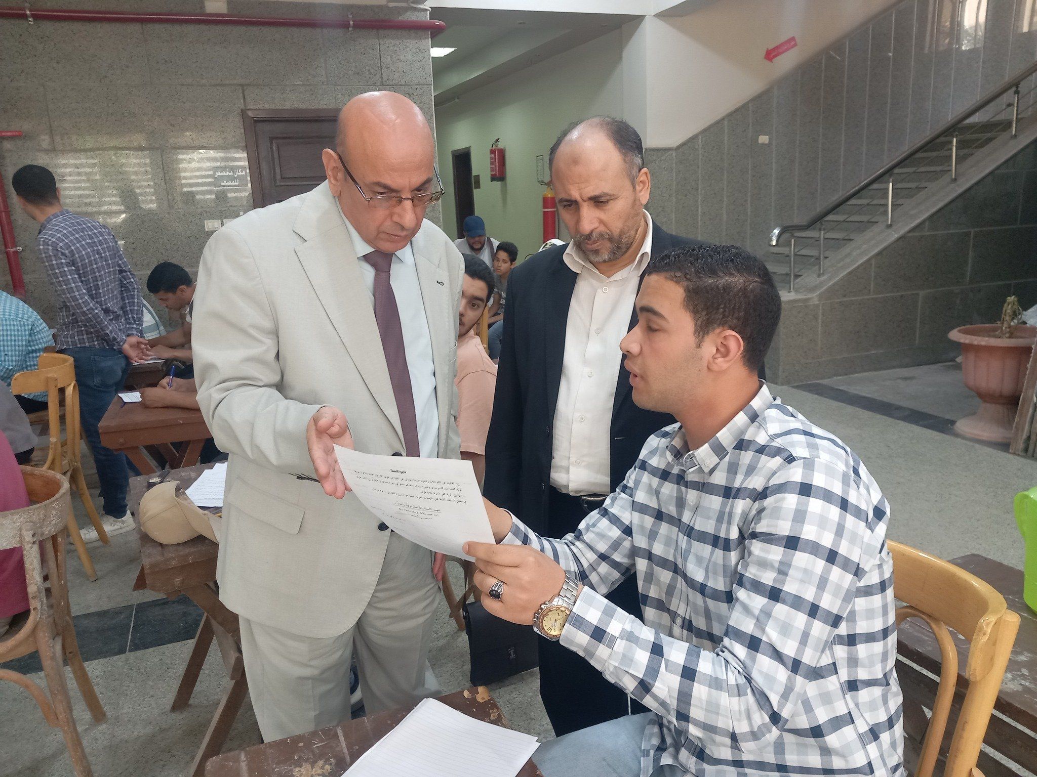 جانب من امتحانات طلاب كلية القرآن الكري جانب من امتحانات طلاب كلية القرآن الكري