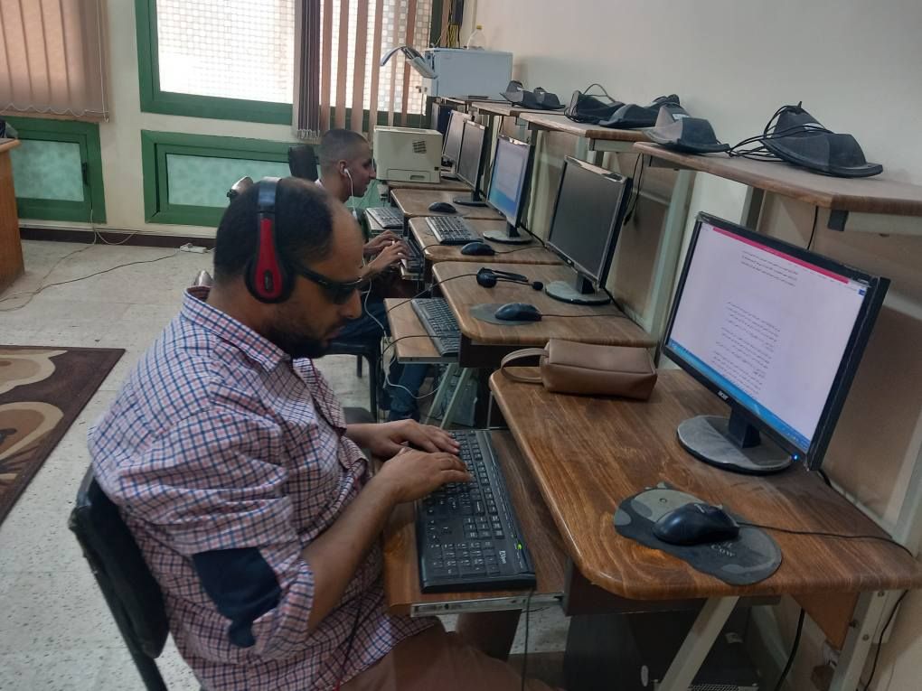 امتحانات الطلاب المكفوفين بكلية القرآن الكريم بطنطا امتحانات الطلاب المكفوفين بكلية القرآن الكريم بطنطا