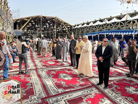 سرادق عزاء لفضيلة الشيخ الراحل السيد سعيد (9) سرادق عزاء لفضيلة الشيخ الراحل السيد سعيد (9)