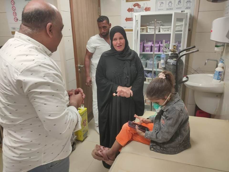 متابعة انتظام العمل وخدمات المرضى داخل مركز الشهيد محمود ناصر متابعة انتظام العمل وخدمات المرضى داخل مركز الشهيد محمود ناصر