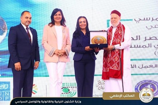 حفل ختام الدورة السادسة لجائزة مصر الخير لزيادة العطاء الخيري (10) حفل ختام الدورة السادسة لجائزة مصر الخير لزيادة العطاء الخيري (10)