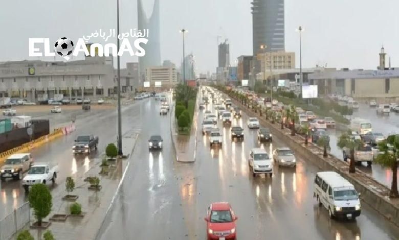 رياح نشطة مثيرة للأتربة والغبار على عدة مناطق