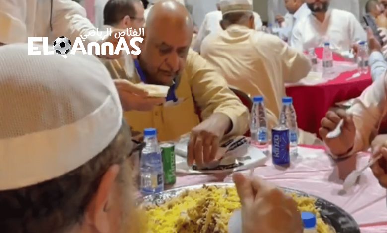 أهالي مكة يحيون عادة «الوفادة» باستضافة ضيوف الرحمن