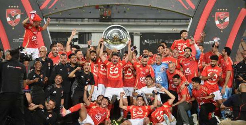 «شوبير» يكشف نسبة الخصم من جوائز الأهلي المالية بسب كأس العالم «شوبير» يكشف نسبة الخصم من جوائز الأهلي المالية بسب كأس العالم