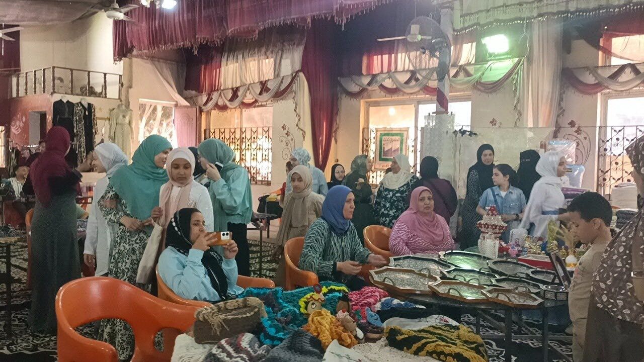 معرض الحرف اليدوية والغذائية بدسوق معرض الحرف اليدوية والغذائية بدسوق