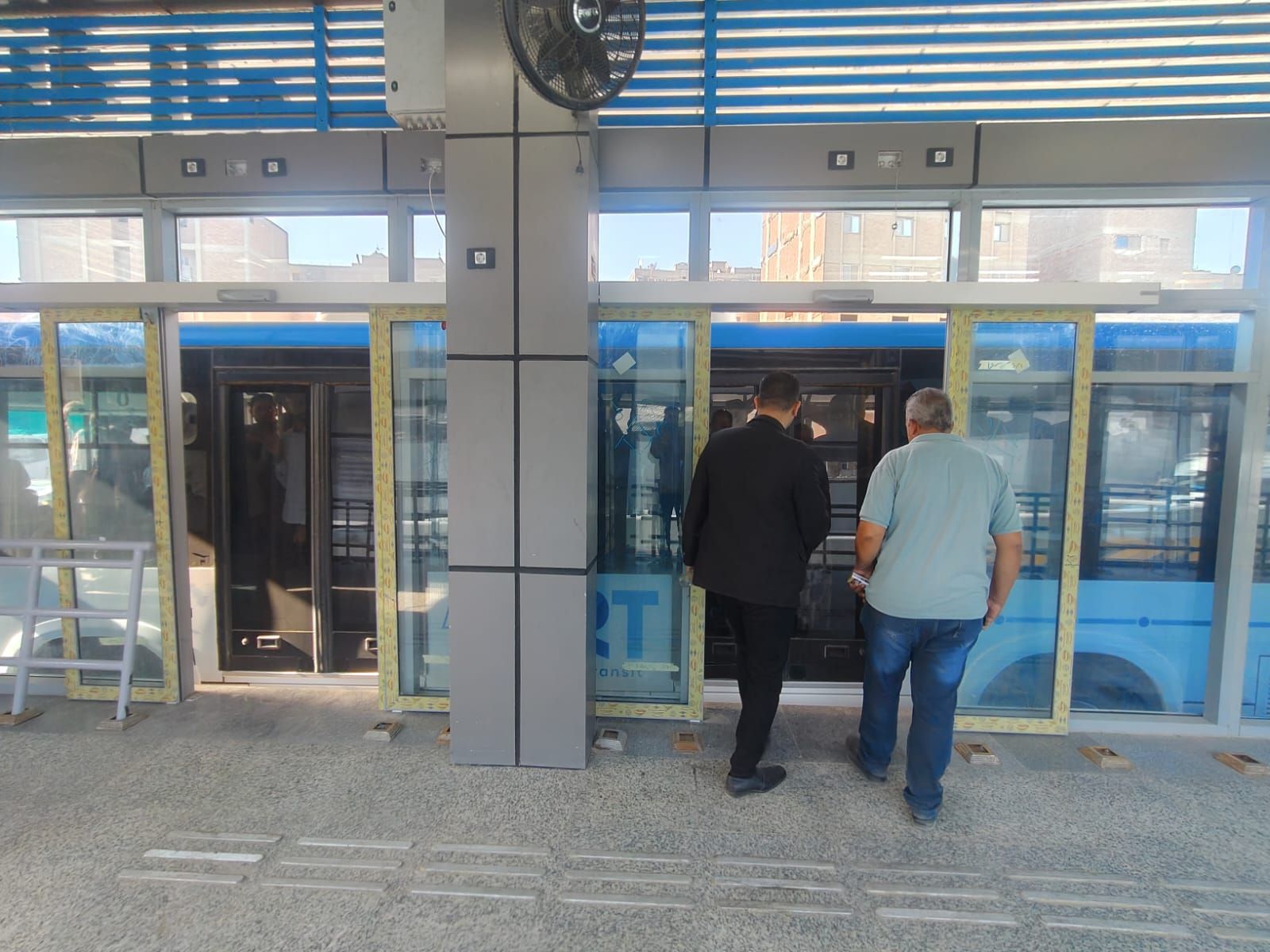 8c974162ab.jpg