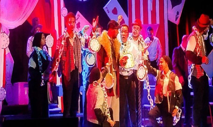 مهرجان المسرح الإقليمى بأسيوط يختتم فعالياته بالعرض المسرحي «سترة» لقومية سوهاج