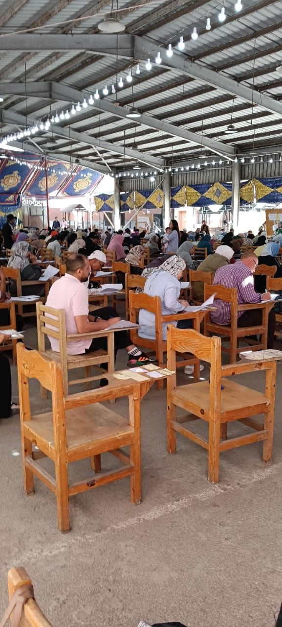 الدكتورة تحمل الرضيع ببورسعيد الدكتورة تحمل الرضيع ببورسعيد