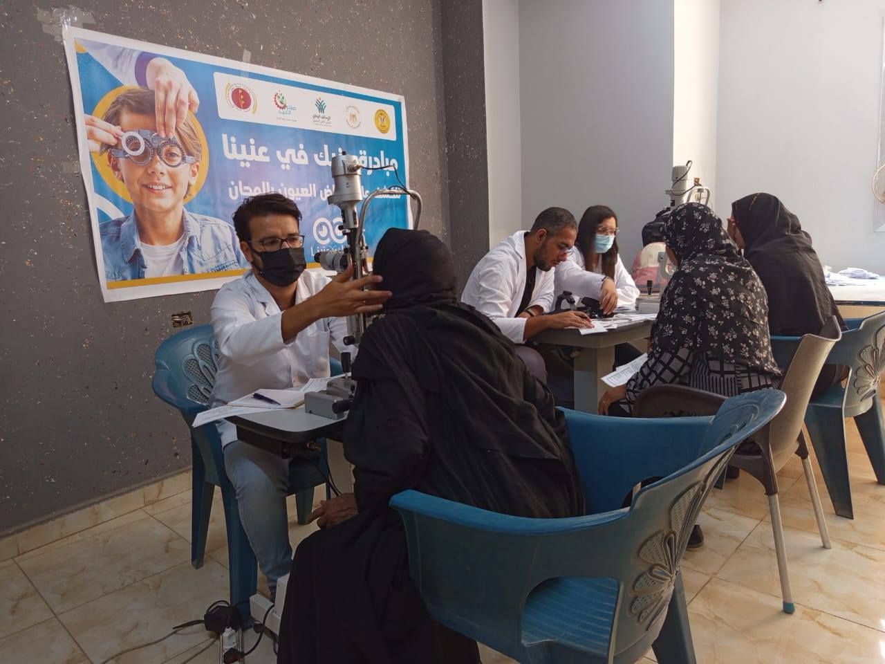 صناع الخير عضو التحالف الوطني ف قافلة للكشف على عيون أهالي بهجورة بنجع حمادي (1) صناع الخير عضو التحالف الوطني ف قافلة للكشف على عيون أهالي بهجورة بنجع حمادي (1)