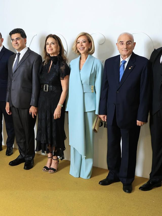 السيّدة الأولى لحظة وصولها إلى فندق VOCO